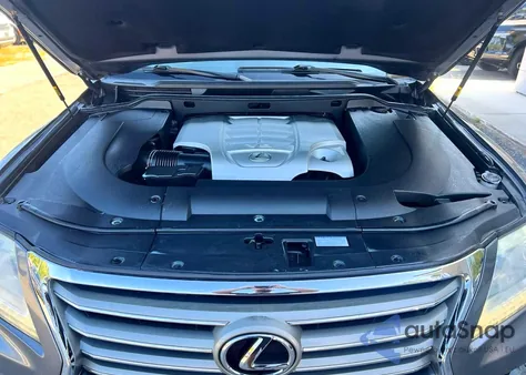 2013 Lexus Lx 570 z USA, uszkodzony, nr VIN JTJHY7AX9D4100674